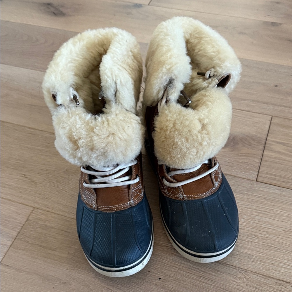 GUC Croc duck Boots